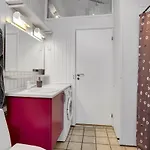 Lovely In With Sauna 度假居